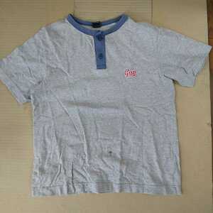 半袖Ｔシャツ　140　GAP　灰