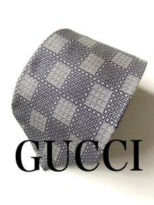 ネクタイ GUCCI ブランド　グレー系　ヴィンテージ品　ビジネス　シック　上質SILK 少々難有り　即決