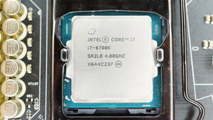 【LGA1151・倍率可変】Intel インテル Core i7-6700K プロセッサ－