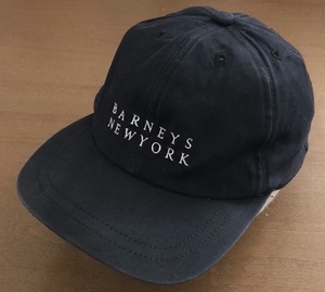 BARNEYS NEWYORK 日本製 キャップ 刺繍 ロゴ CAP 帽子 ブラック 黒 バーニーズ ニューヨーク 共用 シェア