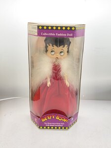 BETTY BOOP/Collectible Fashion Doll