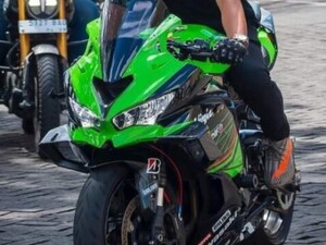 ZX-25R ZX-4R サイドウイングレット M1000RRスタイル