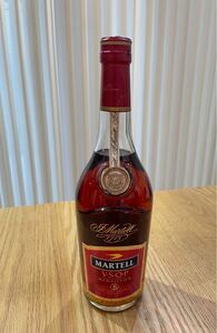 MARTELL マーテル VSOP MEDAILLON メダイヨン 赤ラベル 700ml ブランデー