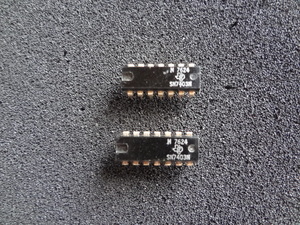 テキサス製　SN7403N(Quad 2-Input Positive NAND Gate with oPEN Collector Output) ② 2個セット