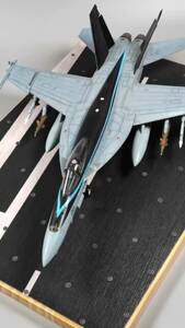 1/48 モンモデル アメリカ海軍 F/A-18E スーパーホーネット 組立塗装済完成品