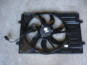 アウディ A3 スポーツバック ABA-8VCJSF 電動ファン 2014年 AUDI A3 sportback electric cooling fan