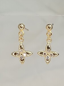 k18yg★天然ダイヤ0.12ct☆ピアス☆18