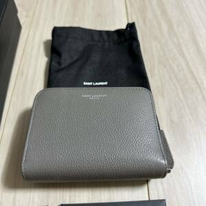 サンローラン・パリ　Saint Laurent Paris 財布　美品