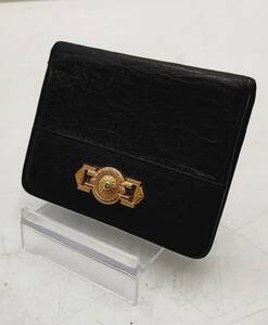 【！送料無料でお届けします！】GIANNI VERSACE ヴェルサーチ カード&パスケース　中古品