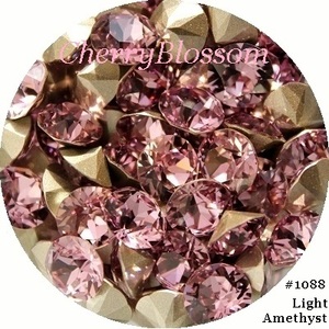 #1088*SS24*25粒*ライトアメジスト*スワロ*デコ*スワロフスキー*ＳＷＡＲＯＶＳＫＩ*クリスタライズ