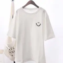 SALE! 【ホワイト】 ニコちゃんTシャツ　Tシャツ　半袖　トップス