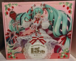 初音ミク 15th Anniversary Ver. 1/7スケール 完成品フィギュア グッドスマイルカンパニー