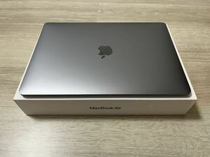 Apple MacBook Airスペースグレー 