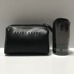 【BOBBI BROWN】フェイスブラシ　収納ケース付き