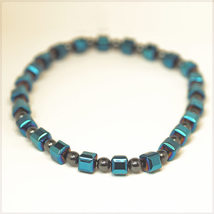 [BRACELET] Blue Black Hematite ブルー レインボー キューブ & ブラック ボール ヘマタイト 23cm ブレスレット アンクレット 【送料無料】