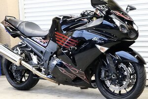 ZZR1400/赤黒フレアパターン/C型後期モデル/逆車/マレーシア仕様/正規輸入車/修復歴無し/ローンOK/ZXT40C/ZZ-R1400/ZX-14