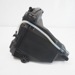 良品 BMW K1200S K1300S オイルタンク oiltank K1300R K1300GT 17218529840