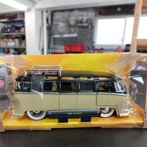 ◆Jada　TOY　DUB　CITY　オールドスクール　1/24スケール　1962　VW　BUS　ツートーン◆