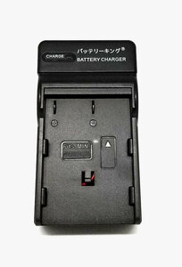 【送料無料】 ペンタックス D-LI50 NP-400 コニカミノルタ AC充電器 AC電源 急速充電器 互換品