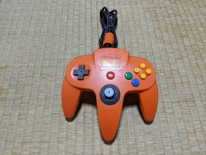 ニンテンドー64 コントローラー ピカチュウオレンジ