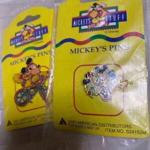 *MICKEY’S PINS ミッキー ピンバッジ*