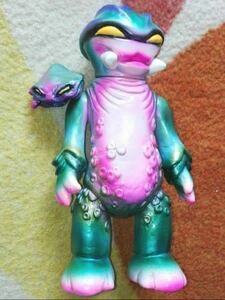 ポールカイジュウ GUUMON グーモン PK paul kaiju 塗装