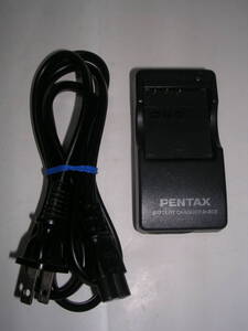 ◇◇バッテリーチャージャー※２５【PANTAX D-BCB OUT4,2V=630mA】最良状態の中古品！