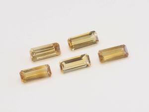 綺麗なシトリン 3x7mmオクタゴンのロット 5ケで2.11ct