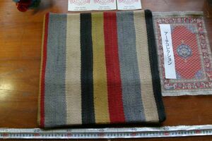 オールドキリムold kilim cushion cover　クッションカバー①no128. ウールwool 大体40cm位x40cm位 手織紡ぎ　handmade ハンドメイド