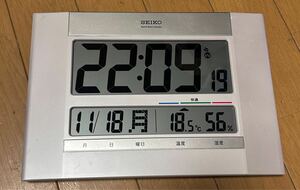 SEIKO 電波時計 温度計 湿度計 掛け・置き兼用 電波時計 SQ429W セイコー 掛時計 置時計 時計