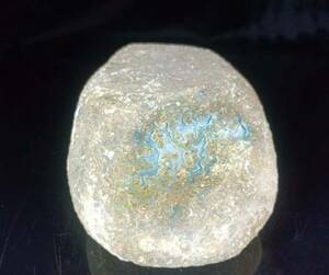 精品　高冰ガラス種　天空藍翡翠原石　２.７１キロ