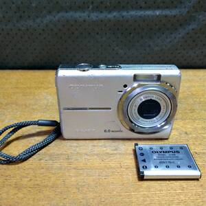 ★OLYMPUS CAMEDIA コンパクトデジタルカメラ FE-190 シルバー 外装傷みありますが完動品★