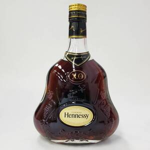 24広/A031903-1/M011-556/MK18000 酒 Hennessy X.O COGNAC ヘネシー コニャック ブランデー クリアボトル 金キャップ 40％ 700ml