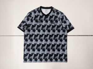 13．状態良好 アディダス adidas フットサルTシャツ 速乾 トレーニングウェア メンズXL相当 グレー黒 x809