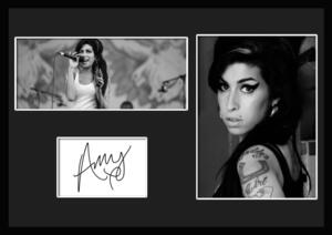 10種類!Amy Winehouse/エイミー・ワインハウス/サインプリント&証明書付きフレーム/BW/モノクロ/ディスプレイ (3-3W)