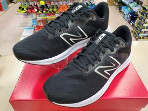 新品即決25.0cm★NewBalanceニューバランス M413 LB2 メンズ ランニングシューズ★ジョギング 運動靴 トレーニング 人気定番モデル★