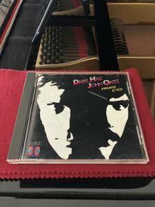 【レア】PRIVATE EYES-DARYL HALL JOHN OATES PCD1-4028