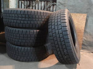 品質良 8分山 WINTER MAXX ウインターマックス WM01 185/65R15 DUNLOP(ダンロップ) 個人宅配送不可 愛知交換可 中古スタッドレス4本 295-64