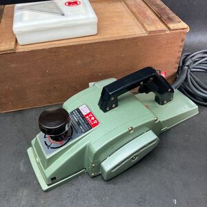 makita マキタ 136mm電子カンナ 1804C 中古動作良好！状態かなり良いです！送料無料！