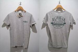 ★ VICTIM ヴィクティム プリントVネック杢Tシャツ 灰 S 超美品 ★