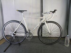 Ｄ572　★53000円★整備済み スポーツ中古自転車 FUJI　ルーベカスタム　ホワイト　52ｃｍ【ロードバイク】入札お待ちしております(*^▽^*)