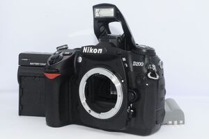 02★ショット数1633回★超極上品★充電器・バッテリー★完動品★ニコン NIKON D200 ボディー#220544