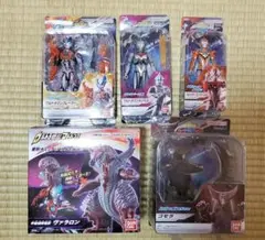 新品未開封　ウルトラアクションフィギュア&ソフビセット販売