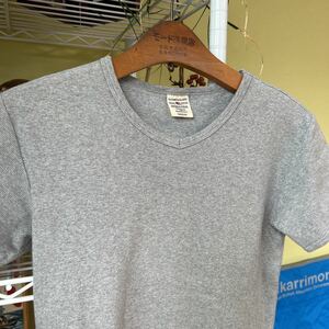 AVIREX VネックTシャツ　グレー　M