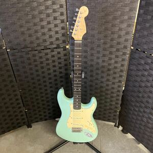 ★送料込み Fender ストラトキャスター エレキギター 弦楽器 Squier ギター 