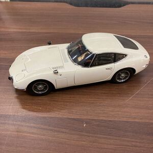 AUTOart 1/18 トヨタ 2000GT ホワイト ワイヤースポークホイール ミニカー タイヤジャンク レーシングカー