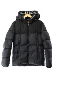 モンクレール MONCLER 18AW MONTCLA モンクラ ロゴ バンド刺繍 ダウン ジャケット D20914132085 68352 1 黒 ブラック ☆AA★250111 メンズ