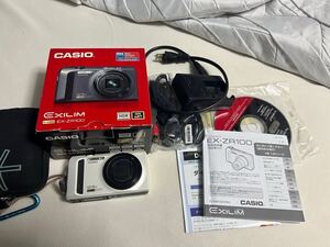 美品 CASIO EXILIMEX-ZR100 