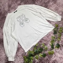 【kutir】長袖シャツ　ホワイト　Tシャツ　立体/3D　コットン　薄手　透け感