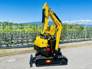 ヤンマー YANMAR B08 ユンボ ミニユンボ 1630 時間　10馬力